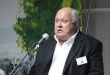 Leon de Beer, Uittredende hoofbestuurder: Nasionale Wolkwekersvereniging