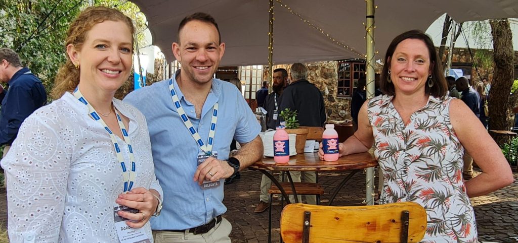 Dr Dorothea Mostert, veterinarian and JD Mostert, nutritionist from CS Vet with Robyn Joubert, marketing manager of Chemuniqué.