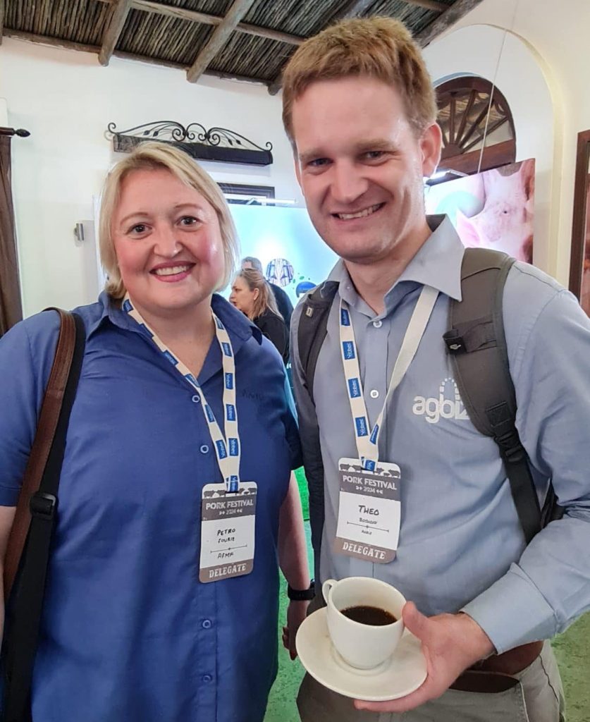 Petru Fourie, the Animal Feed Manufacturers Association’s (AFMA) new operations manager with Theo Boshoff, CEO of Agbiz.