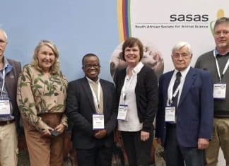 From the left are Dr Trevor Dugmore, SASAS president, Madaleen Schultheiss of Vetlink, Wandile Sihlobo, chief economist at Agbiz, Prof Hettie Schönfeldt, University of Pretoria/SASAS, Prof Jannes van Ryssen, SASAS honorary president, and Dr Jean Rust, convenor of the congress/Eastern Cape Department of Rural Development and Agrarian Reform.