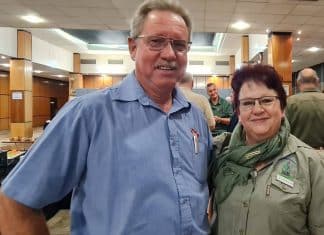 Johann Vosser, besturende direkteur van Vleissentraal Bosveld, en Wilma Prinsloo, provinsiale sekretaresse van TLU Limpopo.