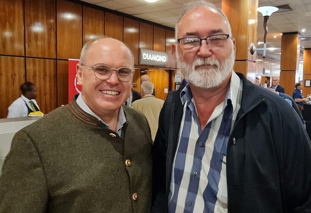 Johann Kotzé, uitvoerende hoof van Agri SA, en Willie Clack, kriminele navorser verbonde aan Unisa.