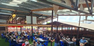 Riversdal-skou vloei vlot